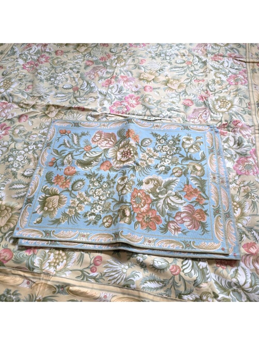 Vintage April Cornell Floral Tablecloth & 4 Placemat Set Cotton Handmade India